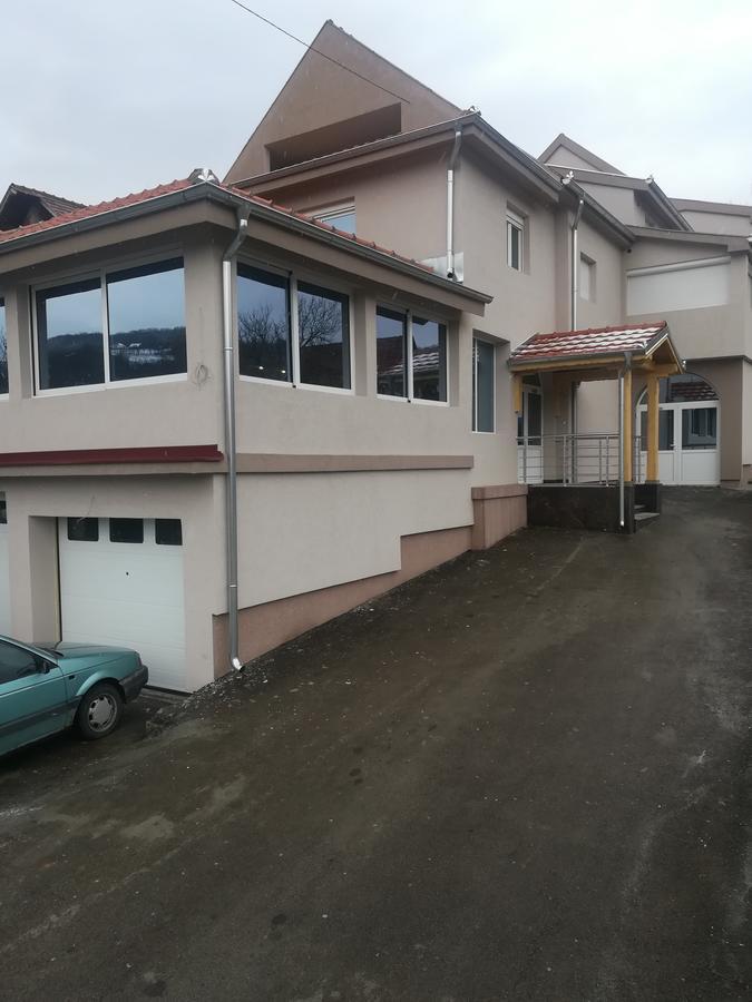 Karavan 123 Raska Ngoại thất bức ảnh