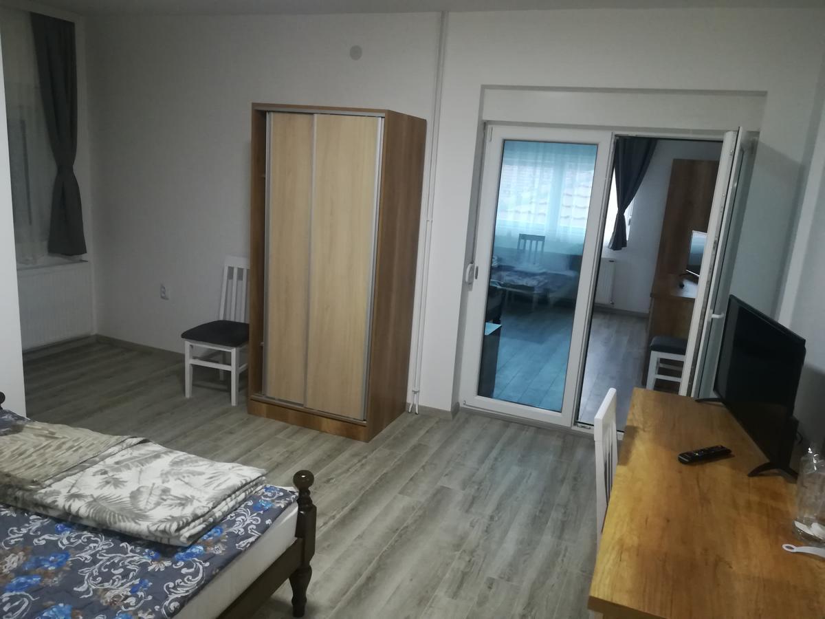 Karavan 123 Raska Ngoại thất bức ảnh